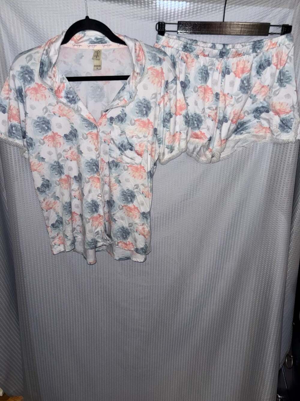 Jessica Simpson Floral Pajama Set Size M